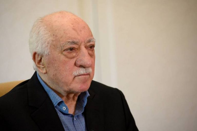Turquie: mandats d&rsquo;arrêt contre 100 militaires pour liens présumés avec Gülen