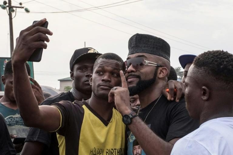 Le chanteur Banky W., « un mec simple » pour changer le Nigeria