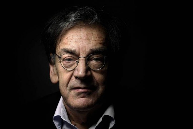 Gilets jaunes: enquête ouverte après des injures antisémites contre un intellectuel