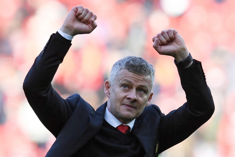 Angleterre: tout sourit aux deux Manchester