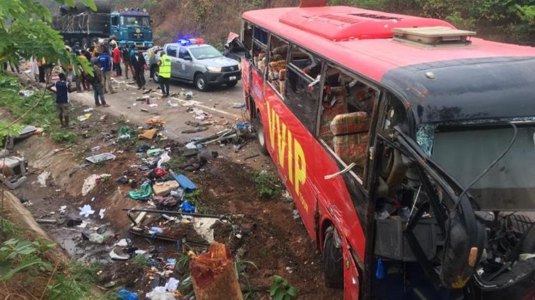 Au moins 60 morts dans une collision frontale d&rsquo;autocars au Ghana