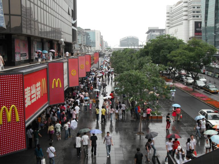 Chine : l&rsquo;activité manufacturière s&rsquo;est redressée en mars (indice officiel)