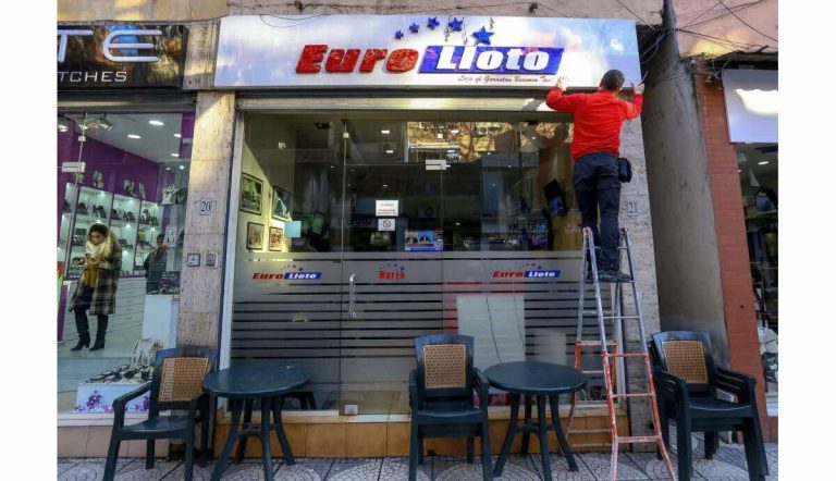 Après l&rsquo;Albanie, le Kosovo bannit les jeux d&rsquo;argent