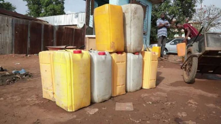 A Bangui, une pénurie d&rsquo;eau qui inquiète les habitants