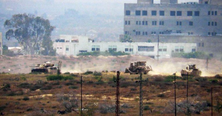 HRW dénonce des « crimes de guerre » de l&rsquo;armée et de l&rsquo;EI dans le Sinaï