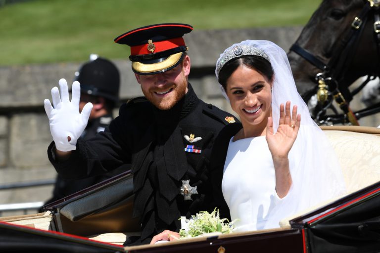Les Britanniques impatients de connaître le visage et le prénom du bébé du prince Harry et de Meghan