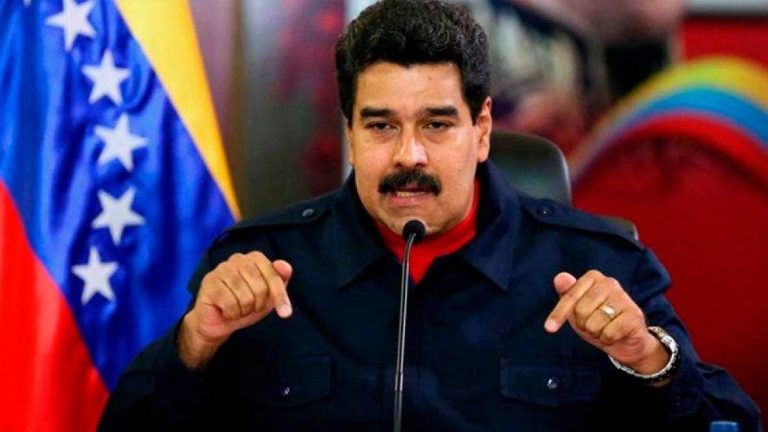 Venezuela: Maduro appelle l&rsquo;armée à être « prête » en cas d&rsquo;attaque américaine (discours)