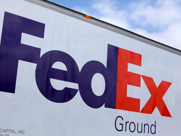 Chine: enquête contre FedEx après le détournement de colis de Huawei