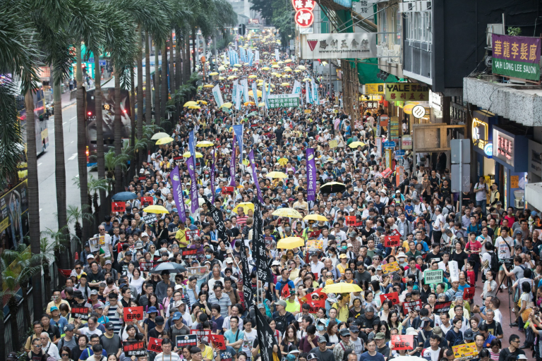 Manifestation monstre à Hong Kong contre un projet de loi d&rsquo;extradition vers la Chine