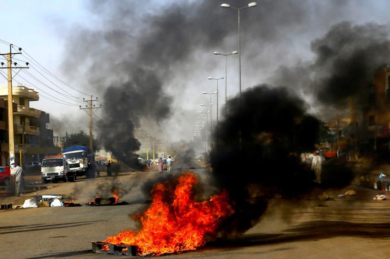 Soudan: plus de 35 morts dans la dispersion du sit-in à Khartoum