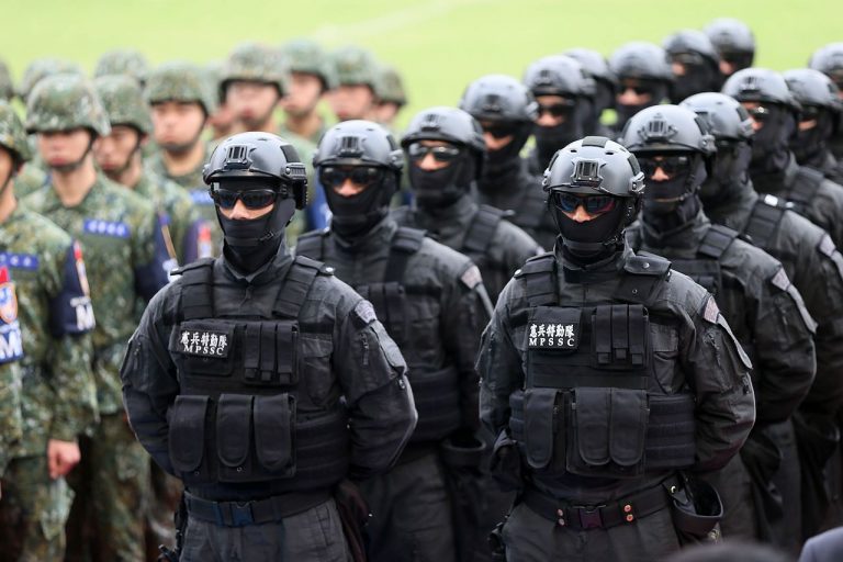 La Chine exige des USA « l&rsquo;annulation » d&rsquo;une vente d&rsquo;armes à Taïwan