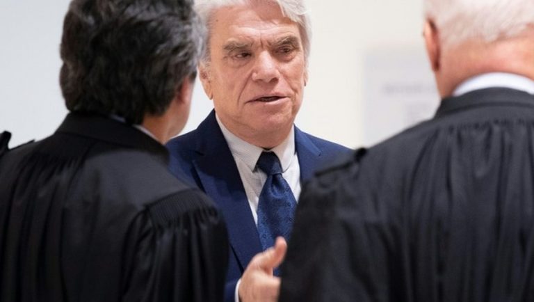 France: relaxe pour l&rsquo;ex-ministre Bernard Tapie, qui était jugé pour « escroquerie »