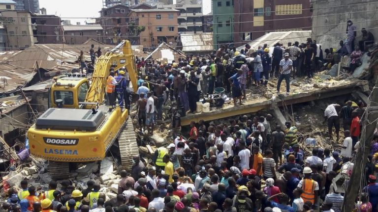 Nigeria: 13 morts dans l&rsquo;effondrement d&rsquo;un immeuble