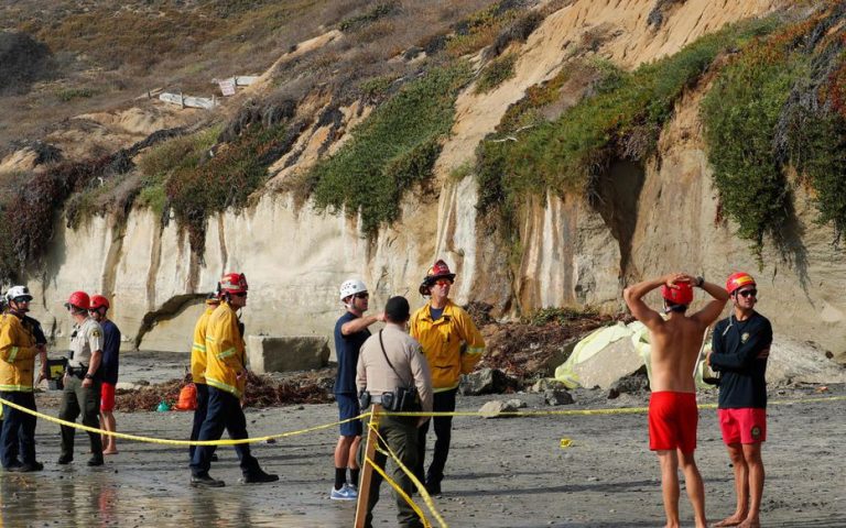 Californie: l&rsquo;éboulement d&rsquo;une falaise sur une plage fait 3 morts