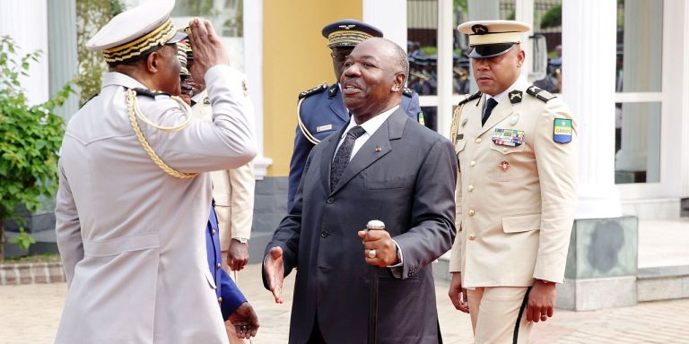 Demande d&rsquo;expertise de santé du président gabonais: le gouvernement suspend la juge