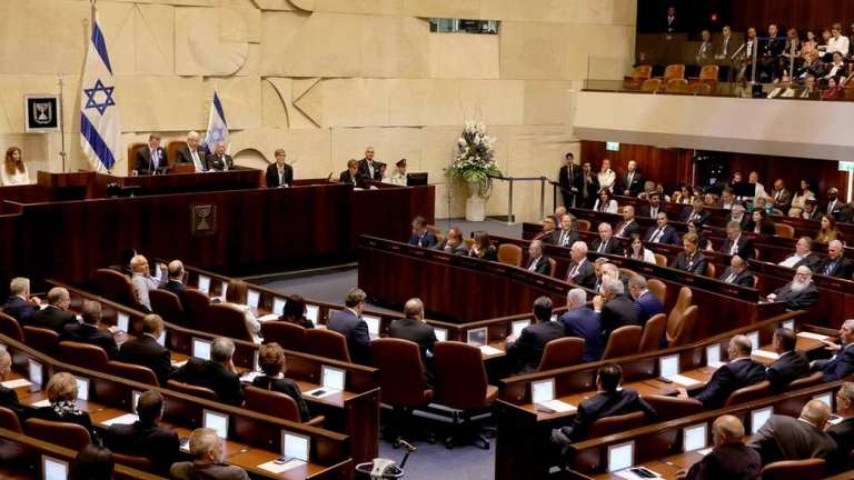 Législatives en Israël: deux candidats taxés de racisme interdits de se présenter