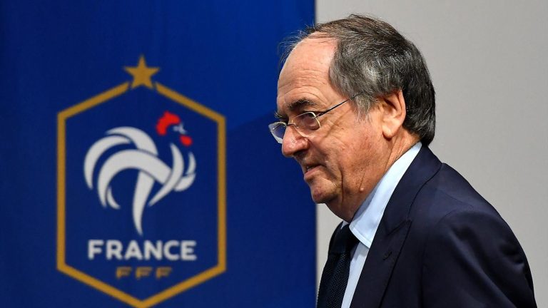 Le patron de la Fédération française de foot veut voir les Bleus jouer en Algérie