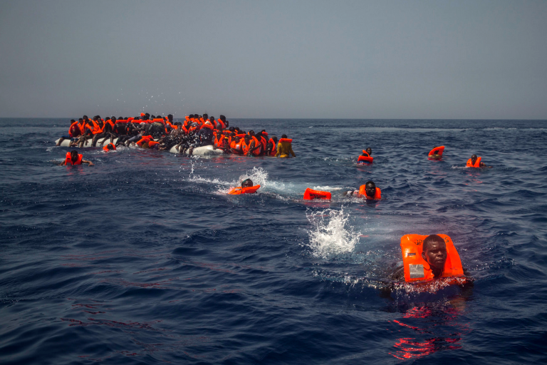 Libye: près de 500 migrants secourus en quatre jours