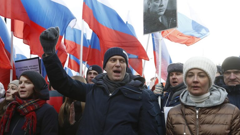 Russie: des figures de l&rsquo;opposition devant le tribunal avant les élections