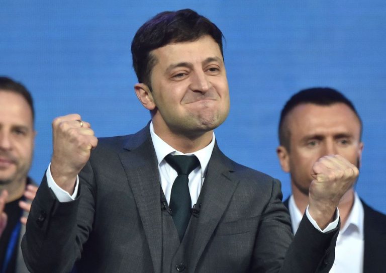 Ukraine: Zelensky met en garde contre une levée des sanctions visant Moscou