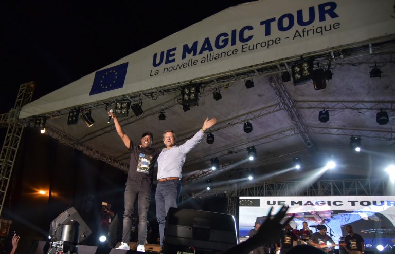 Côte d&rsquo;Ivoire: « mission accomplie » pour la caravane de Magic System/UE pour la paix